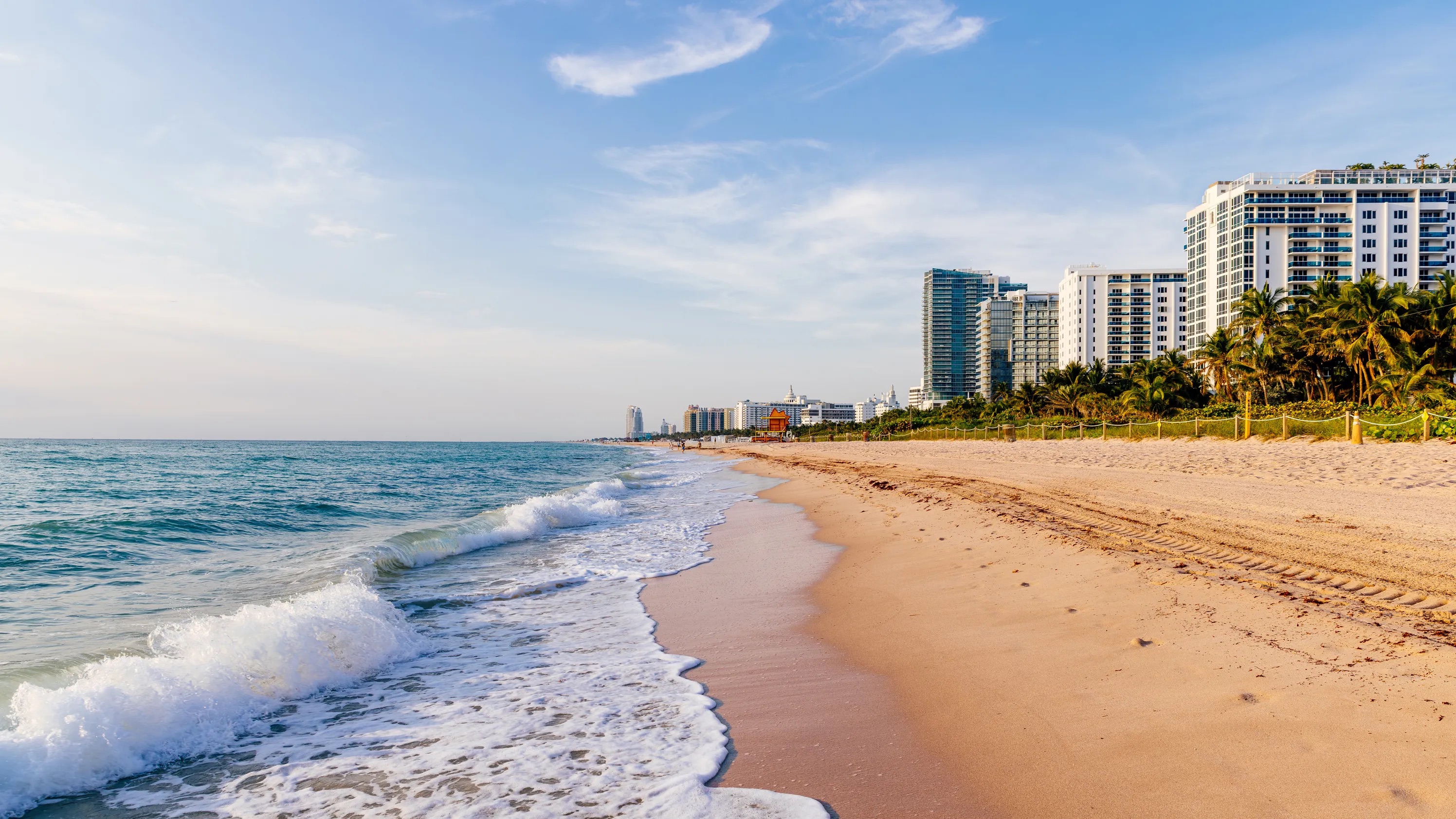 Waves meeting the beach along Miami Beach